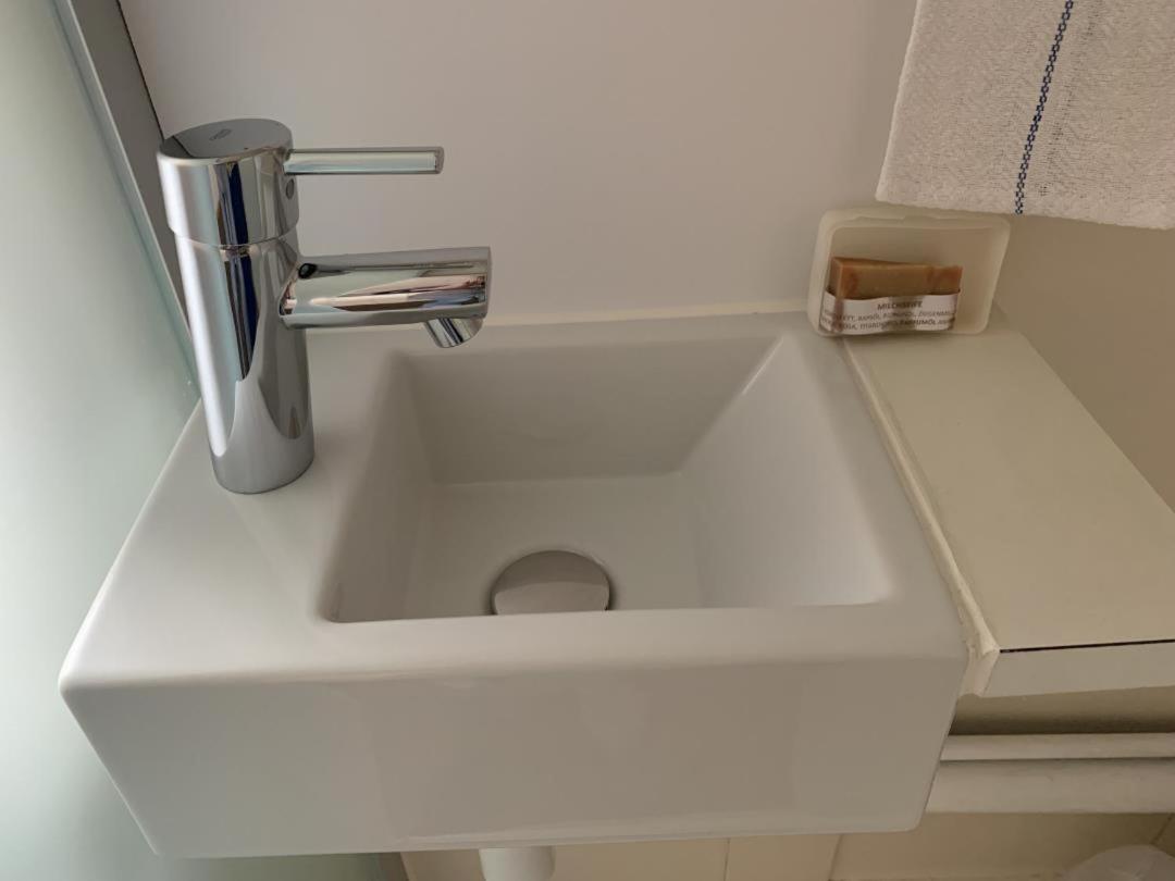 Revier Grosi'S Art Appartement Netstal Buitenkant foto