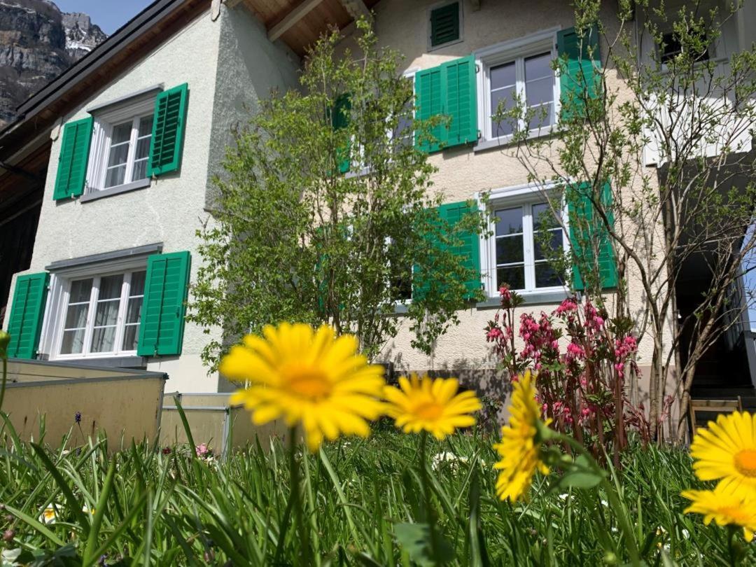 Revier Grosi'S Art Appartement Netstal Buitenkant foto