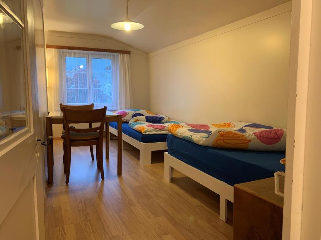 Revier Grosi'S Art Appartement Netstal Buitenkant foto